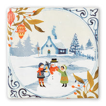 Afbeelding in Gallery-weergave laden, StoryTile - Mister Snowman. Deze tegel toont 2 kinderen die een sneeuwpop maken in een sneeuwlandschap. Leuk kerstcadeau. 
