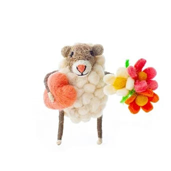 Schaap met hart en bloemen