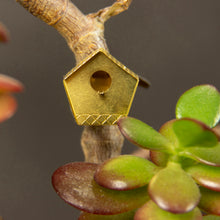 Afbeelding in Gallery-weergave laden, Tiny Birdhouse
